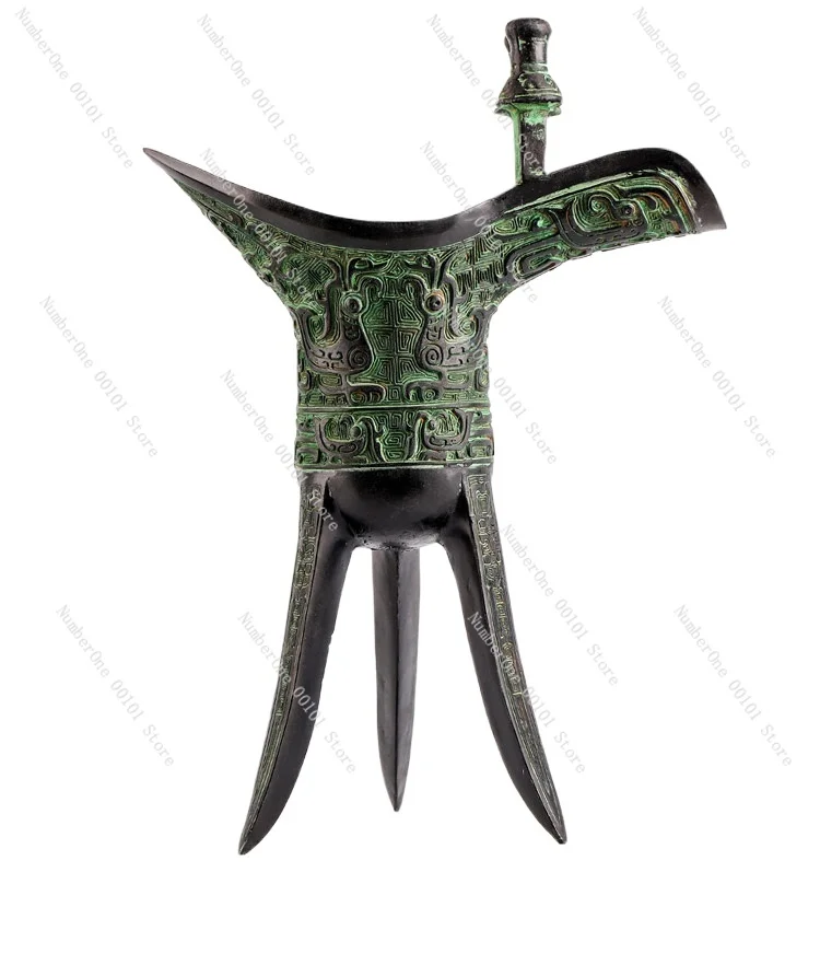 Antique bronze retro wine lord ornament Chinese wine glass antique jazz cup triangle cup shooting props nostalgic decoration
Antique bronze retro wine lord ornament Chinese wine glass antique jazz cup triangle cup shooting props nostalgic decoration
