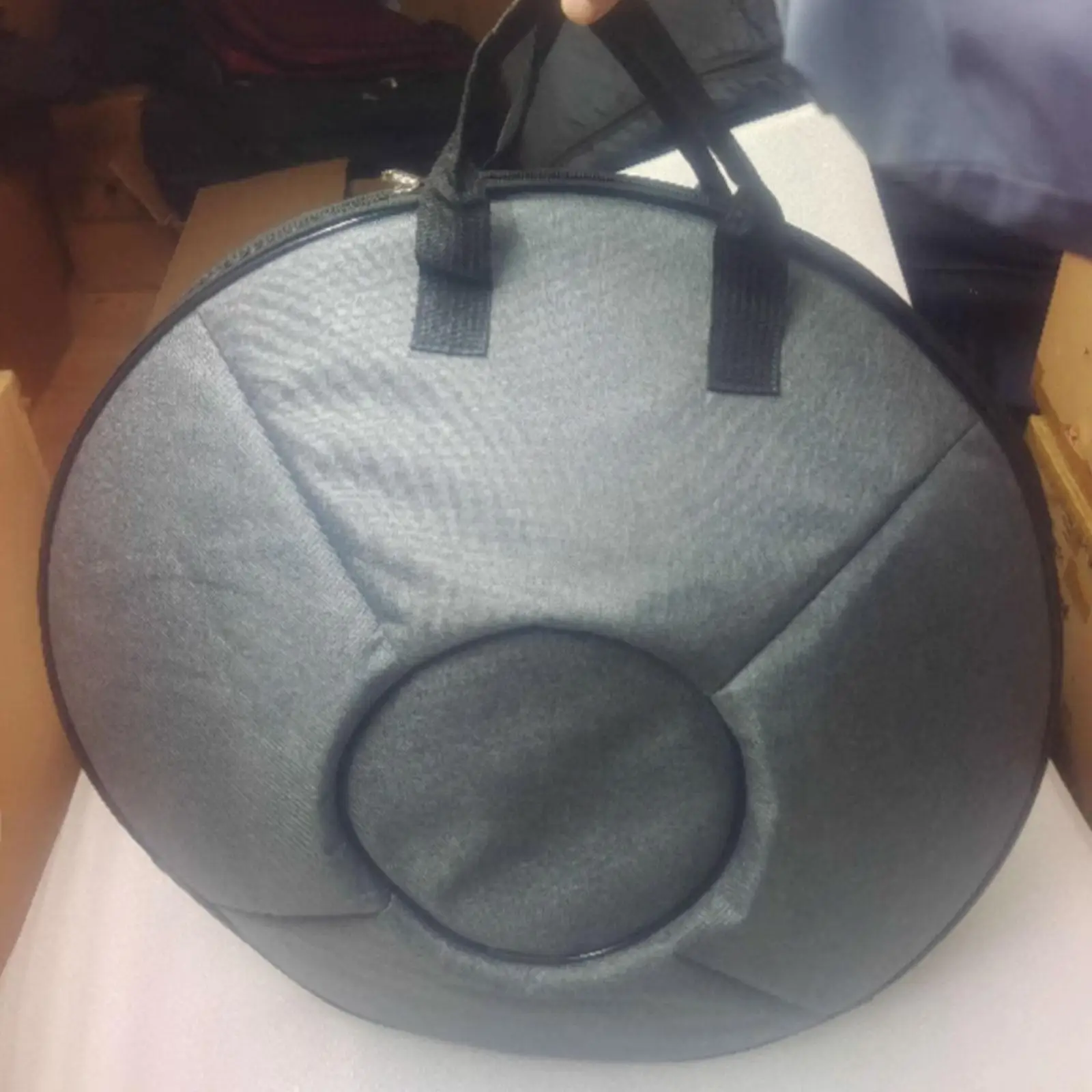 Tongue Drum Bag Spacious Oxford Cloth Hand Drum Pan Case Percussion Instrument Cover for Handpan Drum Professional 12
Tongue Drum Bag Spacious Oxford Cloth Hand Drum Pan Case Percussion Instrument Cover for Handpan Drum Professional 12