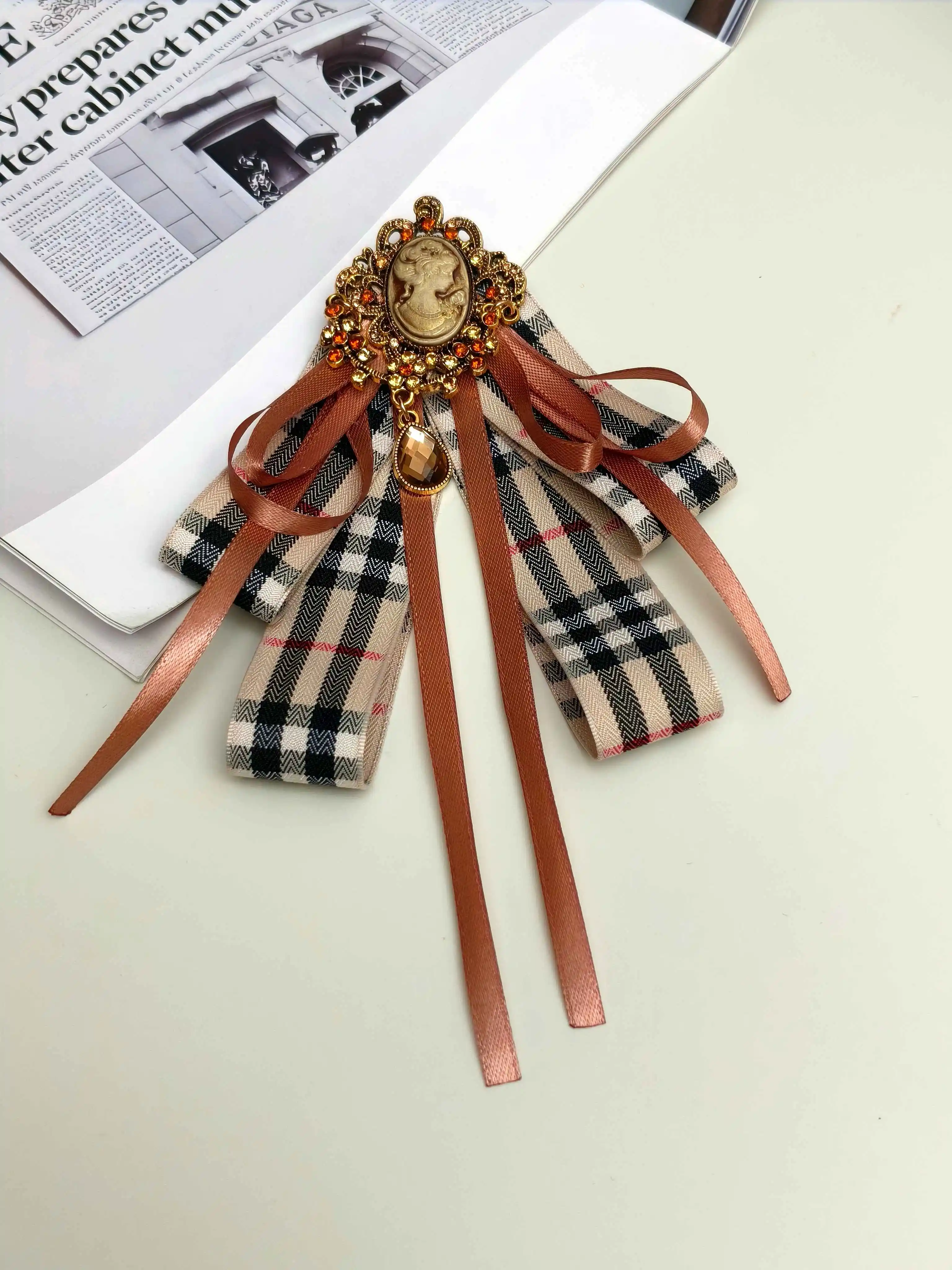 Vintage British Plaid Beauty Embossed Collar Flower, Multi-Layered Ribbon Bow Tie for Women, Academy Jk Shirt Dress with Rhinestone Collar Accessory
Vintage British Plaid Beauty Embossed Collar Flower, Multi-Layered Ribbon Bow Tie for Women, Academy Jk Shirt Dress with Rhinestone Collar Accessory