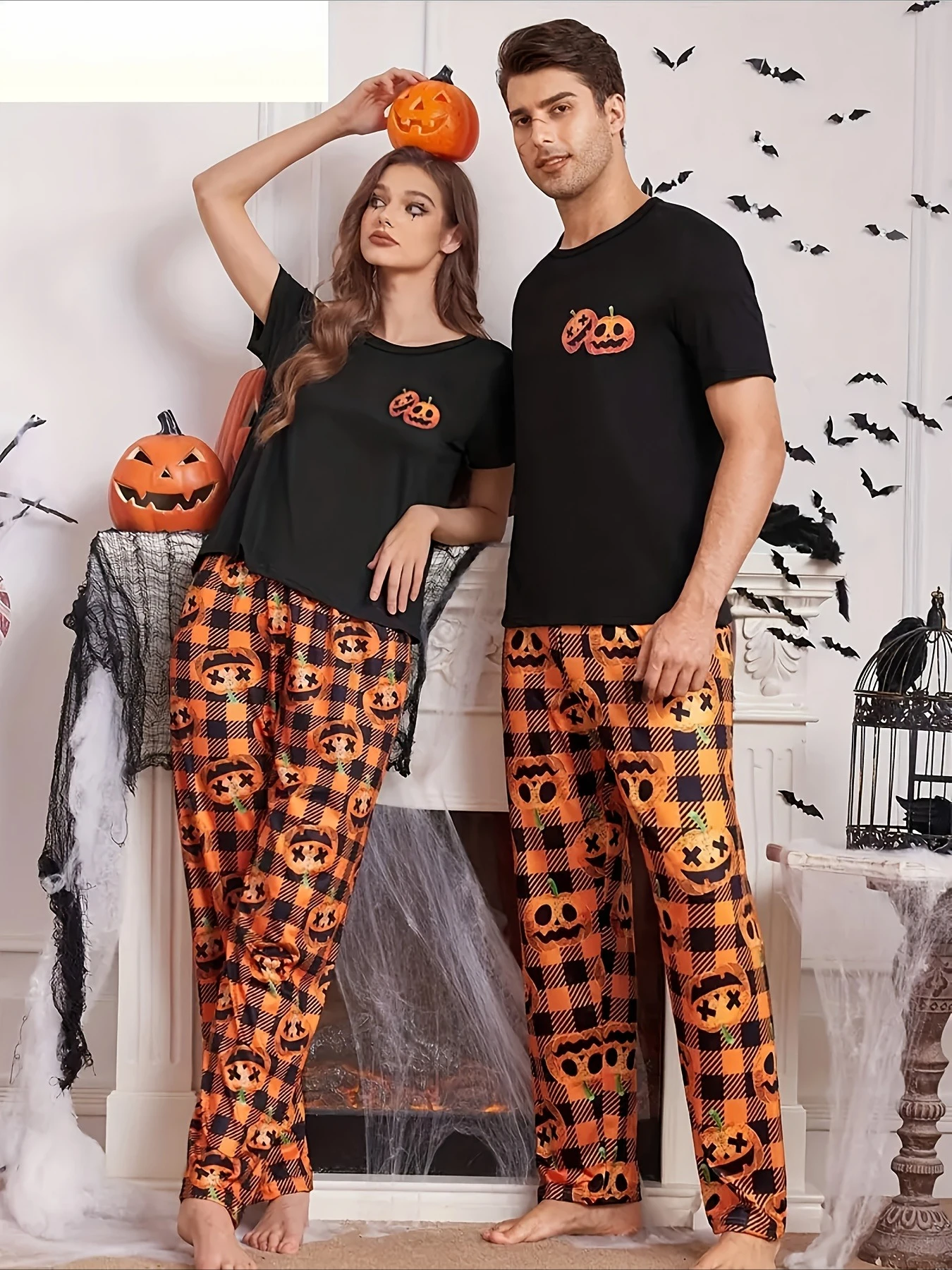 Checkered Pumpkin Ghost Face 3D Printed Couple's Pajama Set,Women's and Men's T-shirts, Pants, Loose Home Couple Halloween Dress
Checkered Pumpkin Ghost Face 3D Printed Couple's Pajama Set,Women's and Men's T-shirts, Pants, Loose Home Couple Halloween Dress