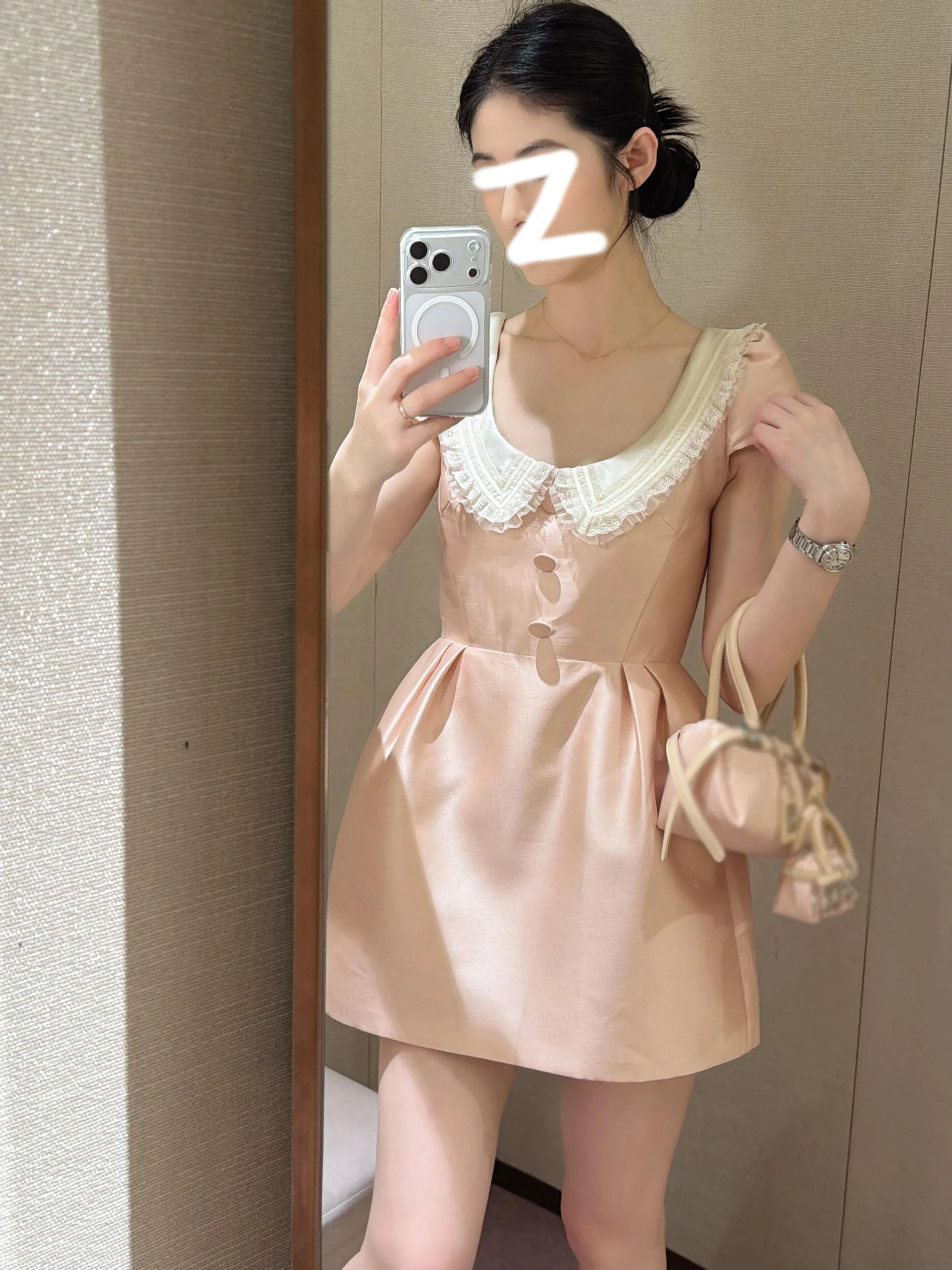 Pink Doll Collar Dress Women's Summer Unique Beautiful Small Skirt Waist Cinched A-Line Skirt French Style Bubble Sleeve
Pink Doll Collar Dress Women's Summer Unique Beautiful Small Skirt Waist Cinched A-Line Skirt French Style Bubble Sleeve