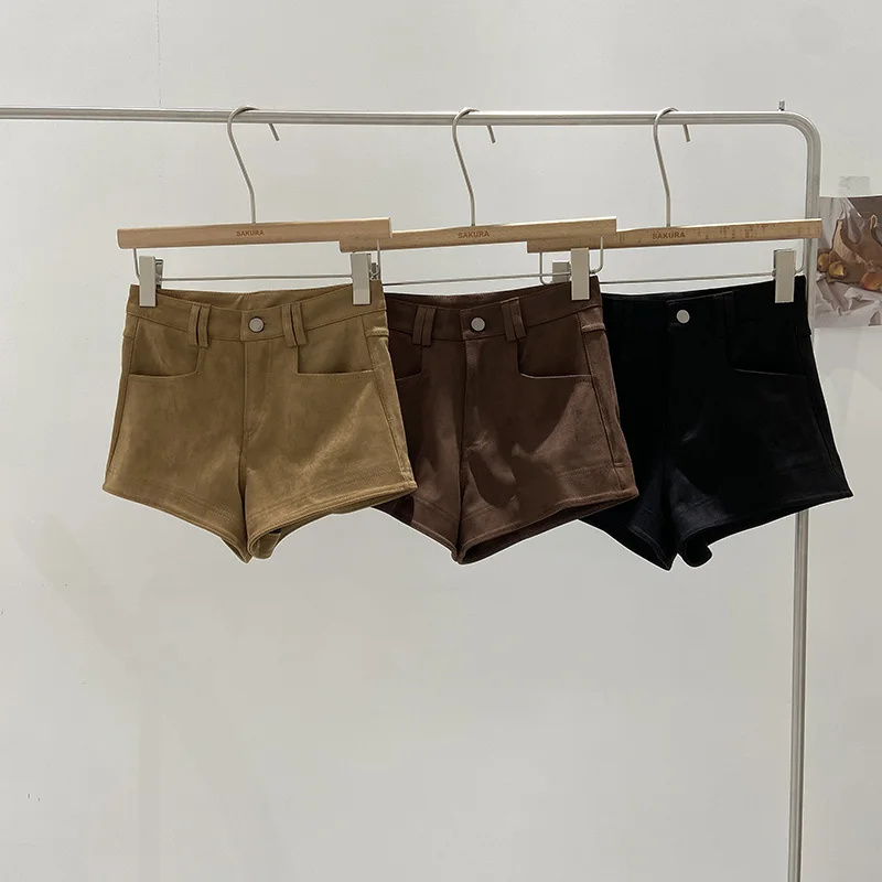 Retro Korean Style Pure Color Slimming Suede High Waist Wide Leg Short Pants for Women Autumn Winter New Arrival Casual Pants
Retro Korean Style Pure Color Slimming Suede High Waist Wide Leg Short Pants for Women Autumn Winter New Arrival Casual Pants