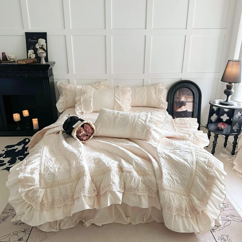 Rose Embossing Quilted Duvet Cover Set Vintage Lace Ruffles Pure Cotton Bedding Set Bed Sheet/Bed Skirt/Fitted Sheet Pillowcases
Rose Embossing Quilted Duvet Cover Set Vintage Lace Ruffles Pure Cotton Bedding Set Bed Sheet/Bed Skirt/Fitted Sheet Pillowcases