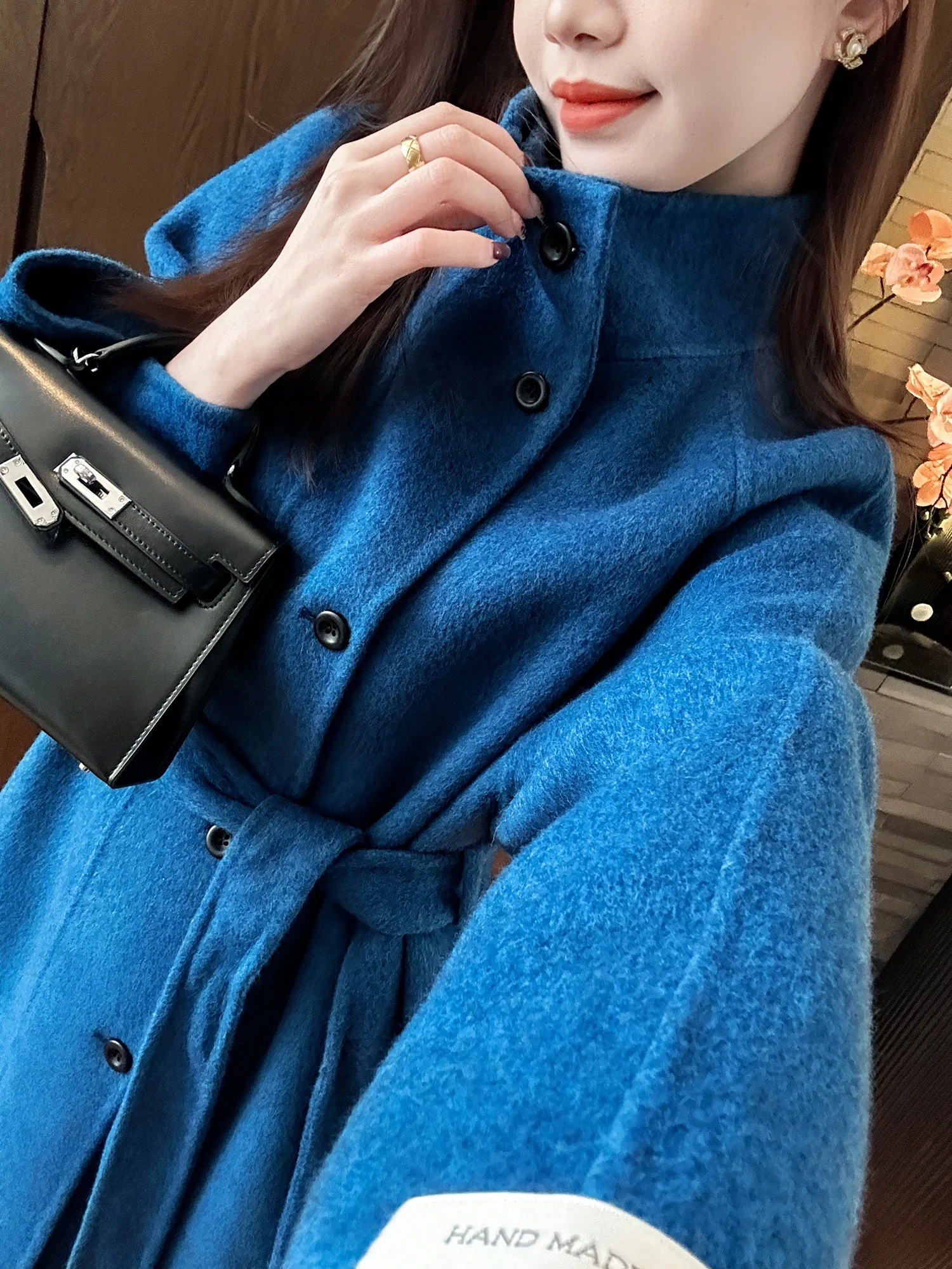 You See Gem Blue Woolen Coat Stand Collar Double Row Buttons Warm High Waist Lengthened Outerwear for Young Women Commute Wear
You See Gem Blue Woolen Coat Stand Collar Double Row Buttons Warm High Waist Lengthened Outerwear for Young Women Commute Wear