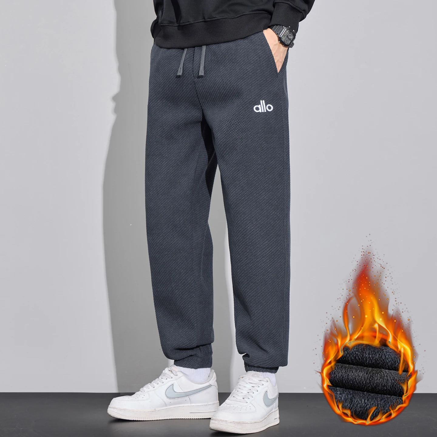 Осенне-зимние вязаные повседневные брюки на флисовой подкладке для мужчин: мягкие, удобные, ветрозащитные, теплые, свободного кроя, для делового и повседневного стиля
Осенне-зимние вязаные повседневные брюки на флисовой подкладке для мужчин: мягкие, удобные, ветрозащитные, теплые, свободного кроя, для делового и повседневного стиля