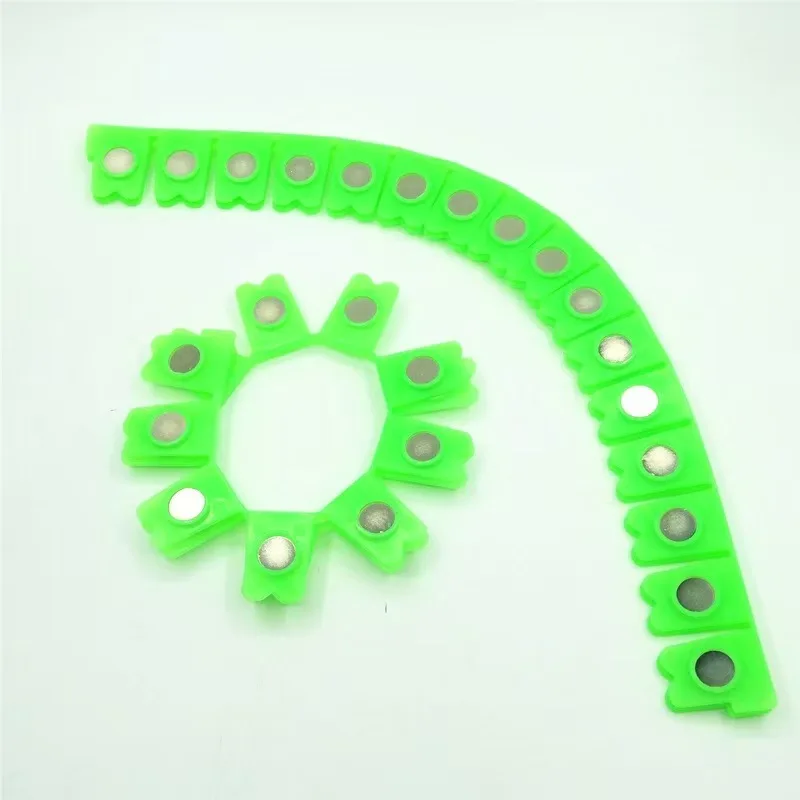 Car sheet metal polishing protective magnetic strip spraying putty paint surface edge shielding wear-resistant protective strip
Car sheet metal polishing protective magnetic strip spraying putty paint surface edge shielding wear-resistant protective strip