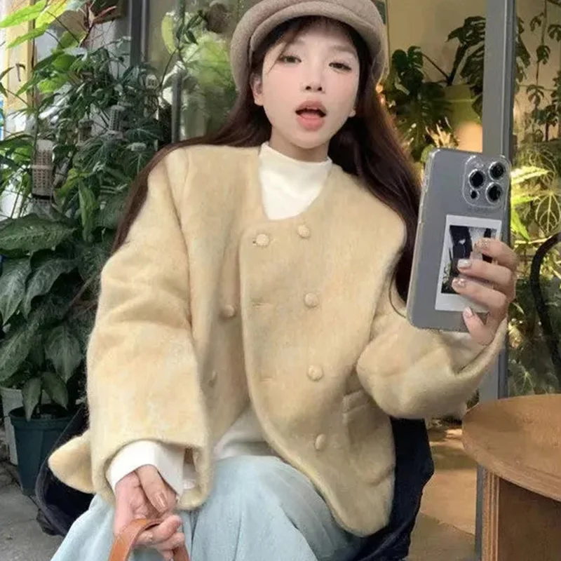Woolen Thick Korean Jacket Women Double Breasted Warm Solid Coat Simple Classic Elegant Loose Chic Winter Office Lady Outwear
Woolen Thick Korean Jacket Women Double Breasted Warm Solid Coat Simple Classic Elegant Loose Chic Winter Office Lady Outwear