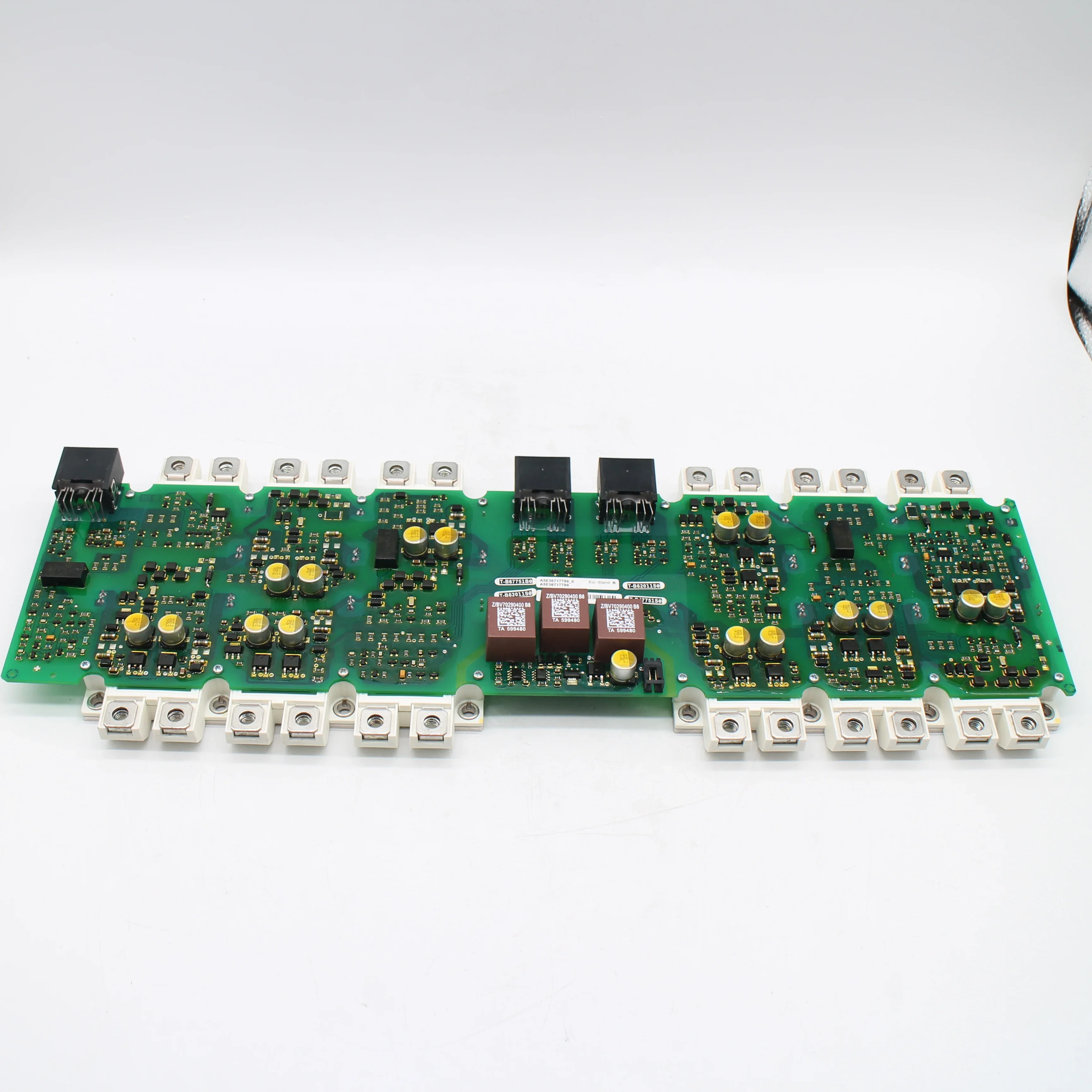 Brand new original printed circuit board IGBT driver module A5E36717799+FS300R12KE3-S1
Brand new original printed circuit board IGBT driver module A5E36717799+FS300R12KE3-S1