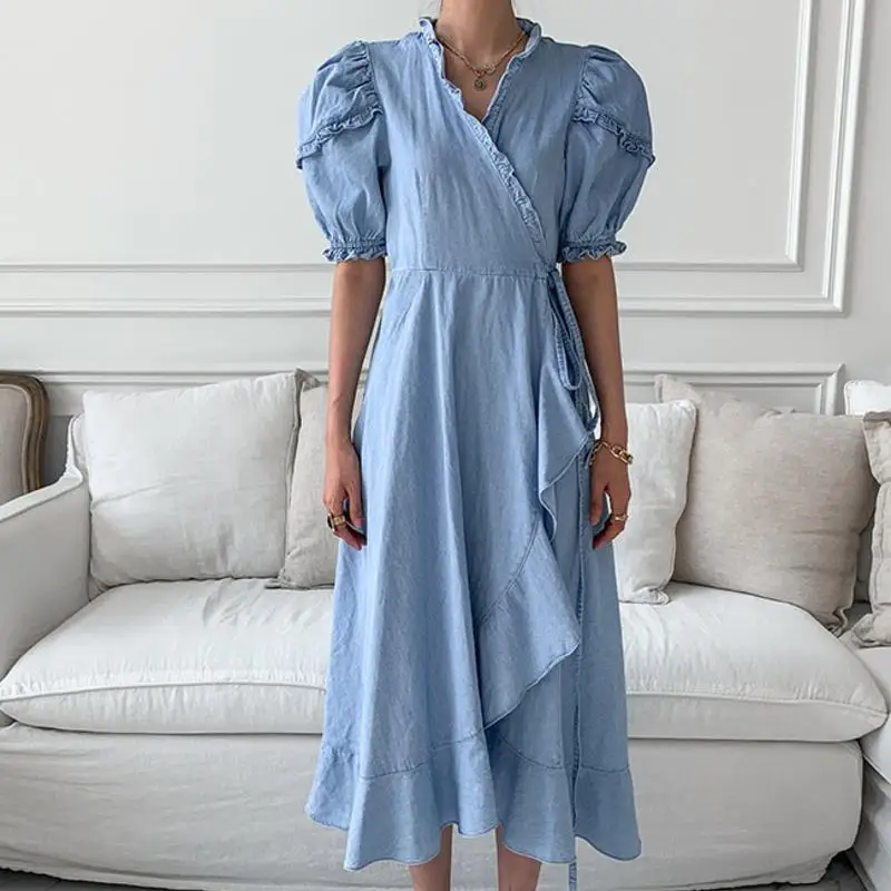 French style summer elegant puff sleeve denim dress women lace up slim vintage v-neck a-line dress
French style summer elegant puff sleeve denim dress women lace up slim vintage v-neck a-line dress