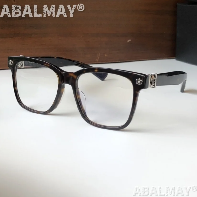 Top Quality Designer Optical Glasses for Men and Women 8055 SIZE 55-18-150 Titanium Luxury Business Prescription spectacle frame
Top Quality Designer Optical Glasses for Men and Women 8055 SIZE 55-18-150 Titanium Luxury Business Prescription spectacle frame