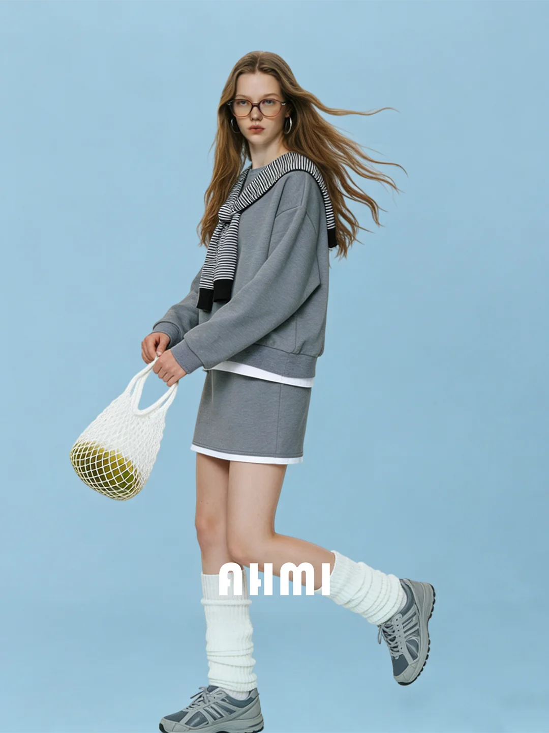 AHMI Retro Loose Feel Spor Casual Set Women Spring Autumn New Loose Color Blo Sweatirt f Skirt Two Piece Set
AHMI Retro Loose Feel Spor Casual Set Women Spring Autumn New Loose Color Blo Sweatirt f Skirt Two Piece Set