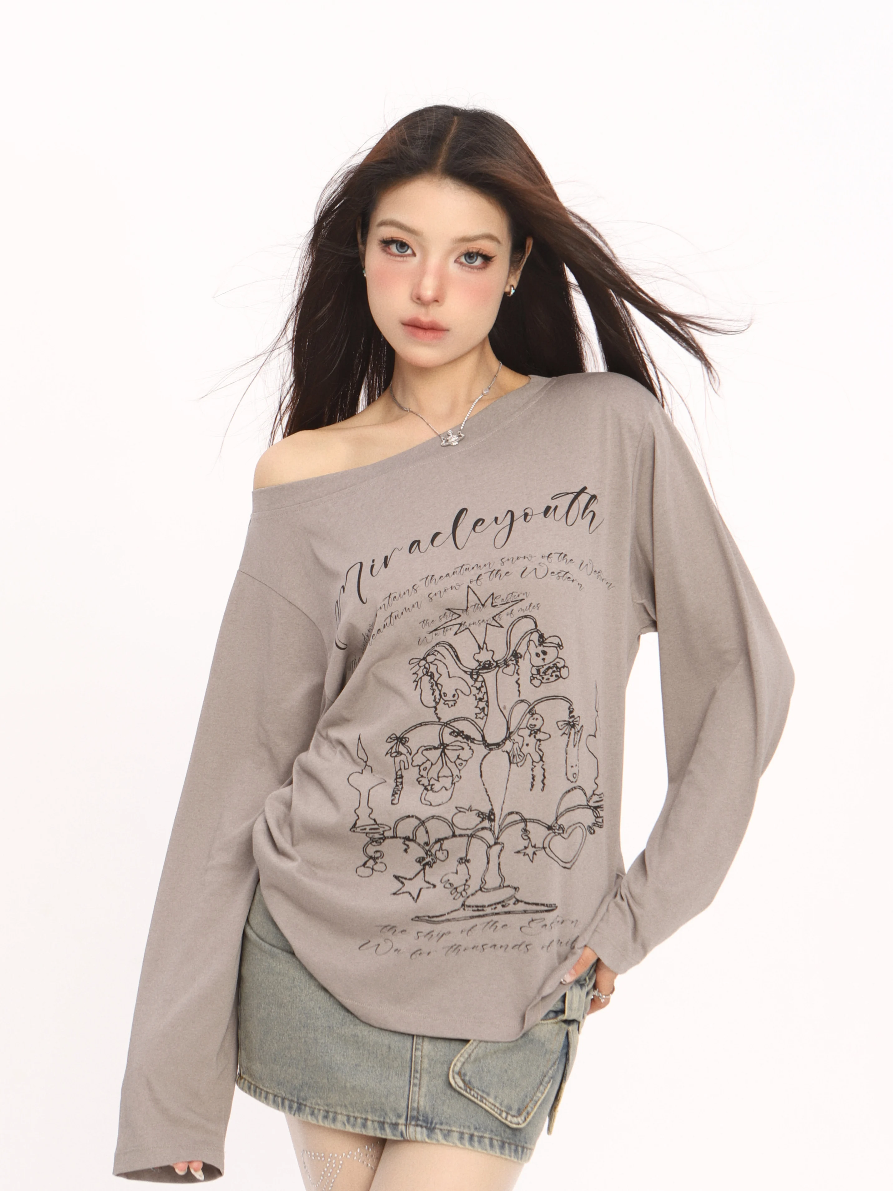 Korean Style Graffiti Off-Shoulder Cover-Up, Sun Protection Loose Fit Long Sleeve Summer Shirt for Women Tops
Korean Style Graffiti Off-Shoulder Cover-Up, Sun Protection Loose Fit Long Sleeve Summer Shirt for Women Tops