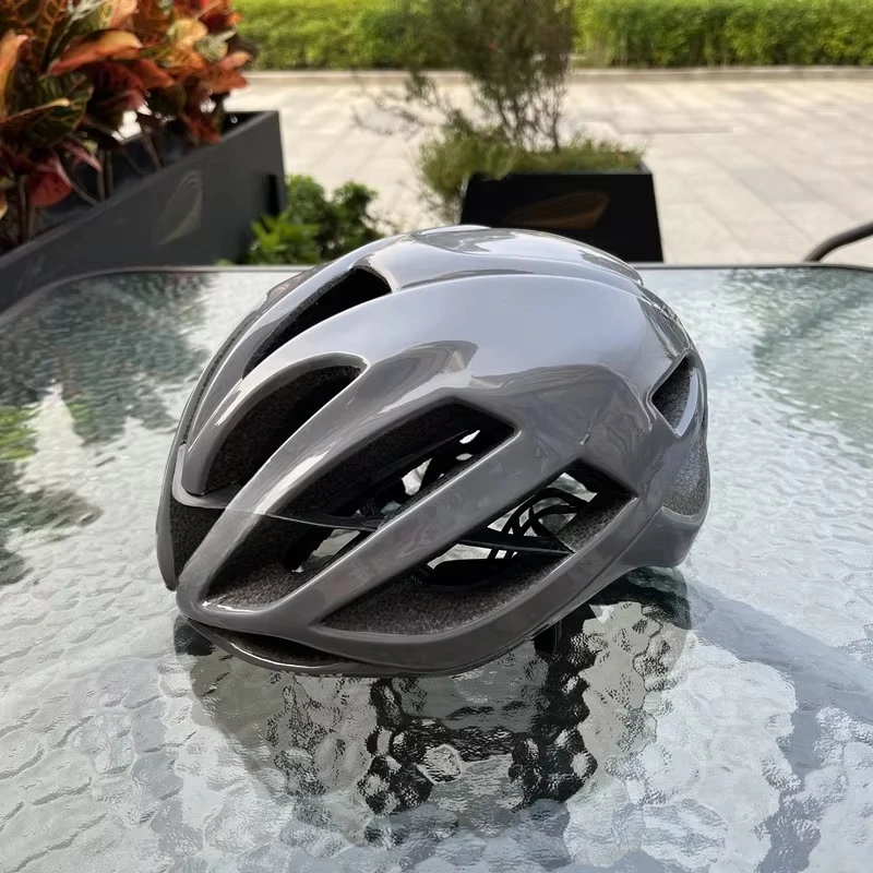 Tour de France Team Edition Helmet, Tour de France Integrated Road Bike, Mountain Bike, Bicycle Riding Helmet, Protective Gear
Tour de France Team Edition Helmet, Tour de France Integrated Road Bike, Mountain Bike, Bicycle Riding Helmet, Protective Gear