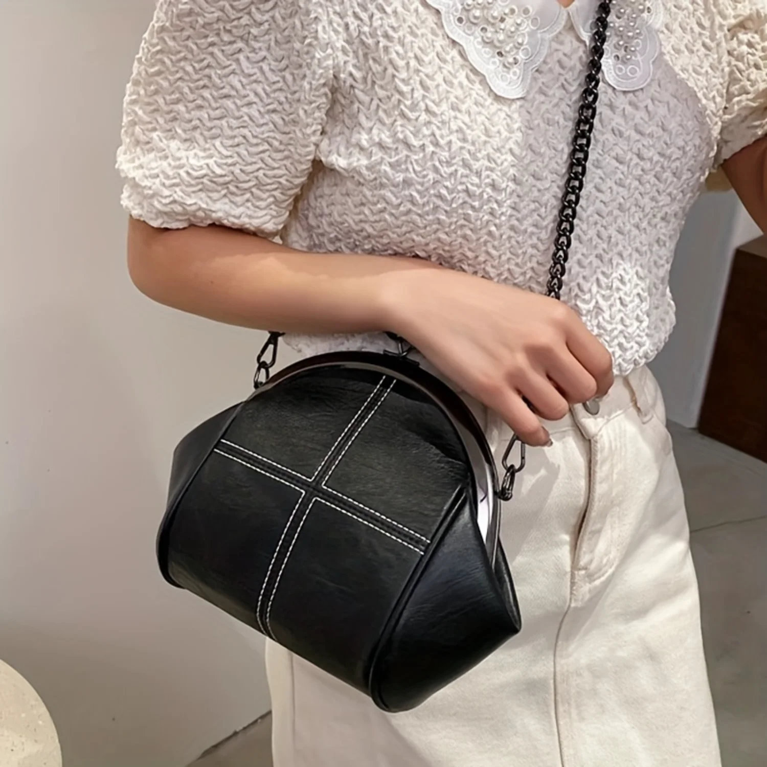 Retro Style Womens Shoulder Bag | Fashion PU Crossbody Clutch Purse With Chain Strap Bubble wrap for packing Cord organizer Cart
Retro Style Womens Shoulder Bag | Fashion PU Crossbody Clutch Purse With Chain Strap Bubble wrap for packing Cord organizer Cart