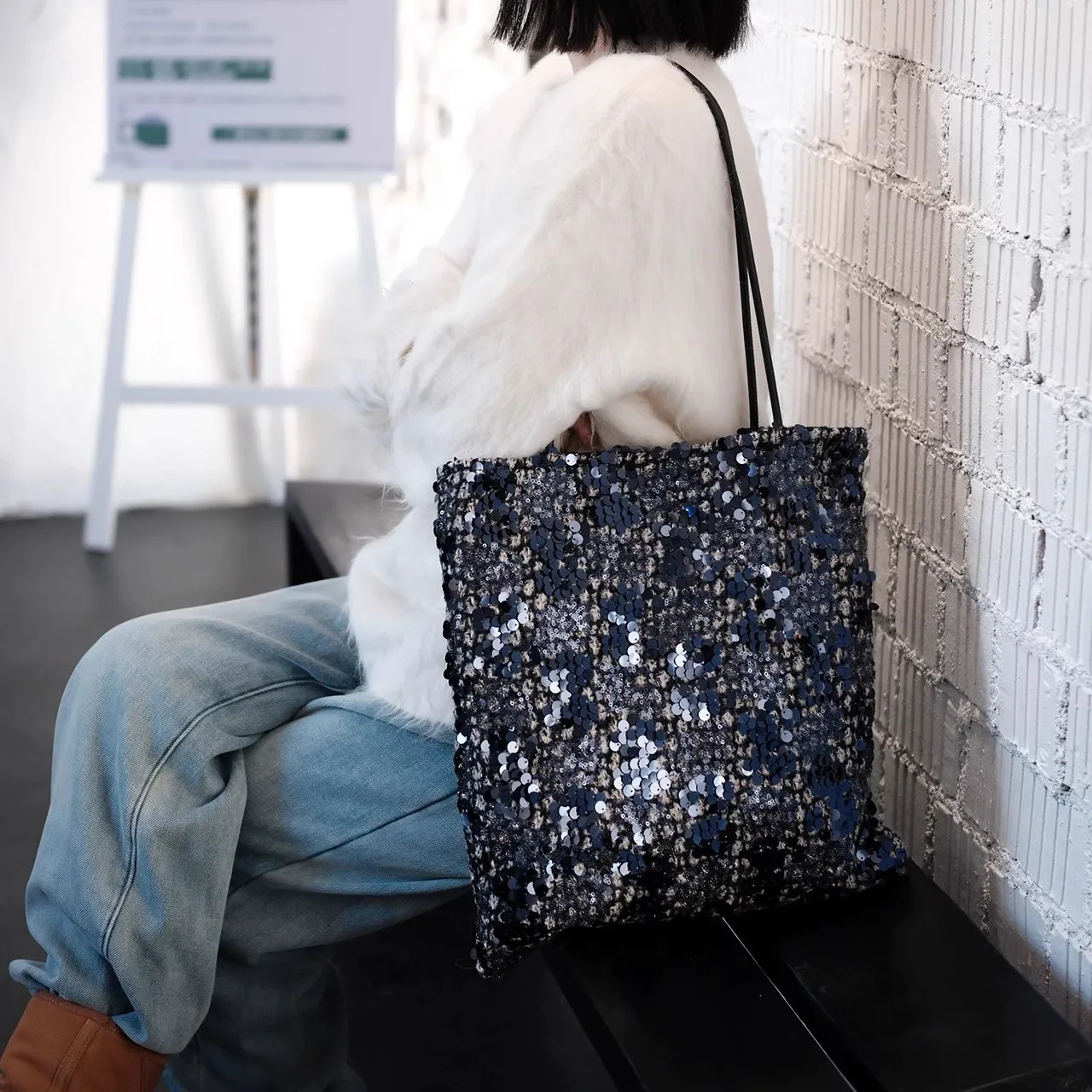 Large Capacity Commuting High-quality Lady Tote Bag Elegant Fashion Shoulder Underarm Bags
Large Capacity Commuting High-quality Lady Tote Bag Elegant Fashion Shoulder Underarm Bags