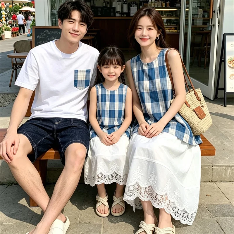 2026 Summer Korean Style Family Matching Outfits Plaid Mom Daughter Vest Skirt Couple Wear Father Son Tees Holiday Family Look
2026 Summer Korean Style Family Matching Outfits Plaid Mom Daughter Vest Skirt Couple Wear Father Son Tees Holiday Family Look