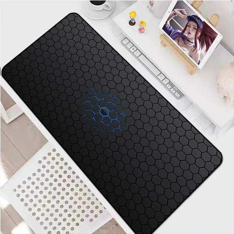 VIKAMA Black Red Honeycomb Gaming Mouse Pad Tech Style Large Desk Mat Non Slip Base Stitched Edges Extended Pad
VIKAMA Black Red Honeycomb Gaming Mouse Pad Tech Style Large Desk Mat Non Slip Base Stitched Edges Extended Pad