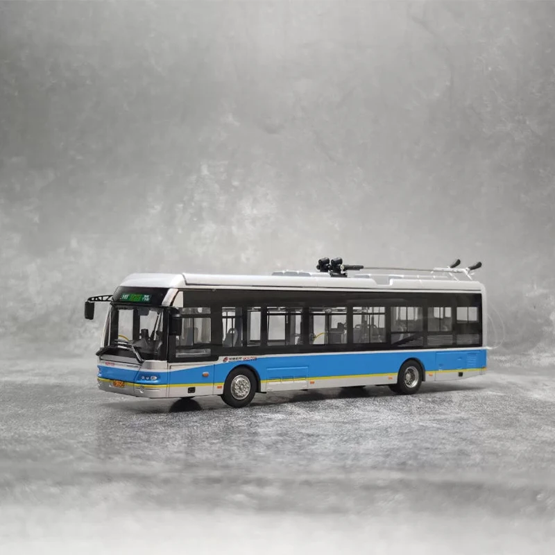 1:64 Scale 120N2 Tram 124 Route Simulation Alloy Car Model Static Display Collectible Toy Gift Souvenir Decoration
1:64 Scale 120N2 Tram 124 Route Simulation Alloy Car Model Static Display Collectible Toy Gift Souvenir Decoration