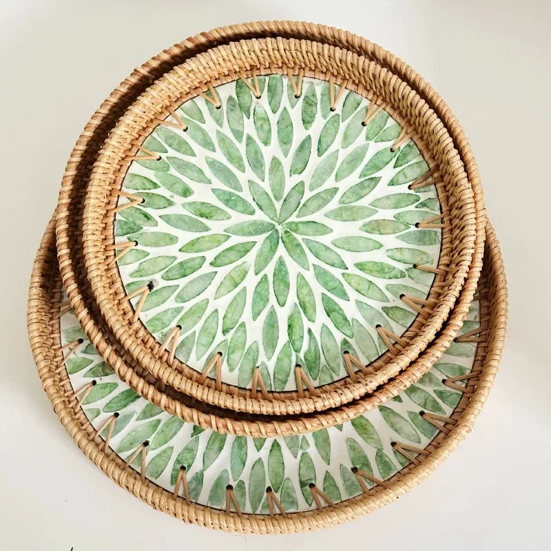 Nordic style household tea tray, water cup storage tray, handmade rattan shell fruit tray, circular cosmetics and jewelry tray
Nordic style household tea tray, water cup storage tray, handmade rattan shell fruit tray, circular cosmetics and jewelry tray
