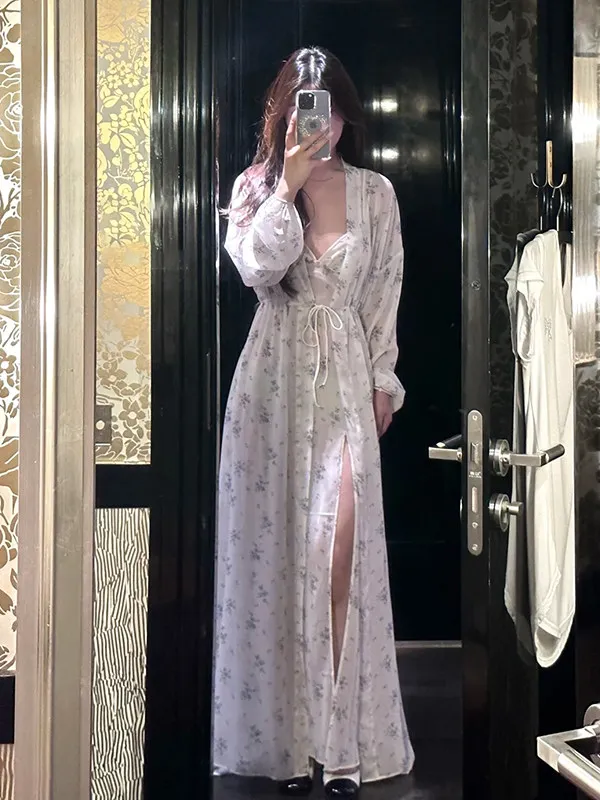 Elegant Floral Print Long Set with Drawstring Waist And Shoulder Straps Backless Split Design Summer Fashion Ensemble
Elegant Floral Print Long Set with Drawstring Waist And Shoulder Straps Backless Split Design Summer Fashion Ensemble