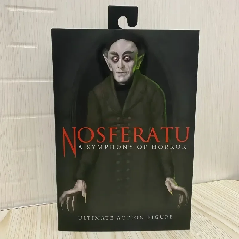 Фигурка Neca 06101 из фильма Nosferatu, 7 дюймов, подвижные настольные украшения, фигурка из ПВХ, наружная Коллекционная кукла, настольные подарки
Фигурка Neca 06101 из фильма Nosferatu, 7 дюймов, подвижные настольные украшения, фигурка из ПВХ, наружная Коллекционная кукла, настольные подарки