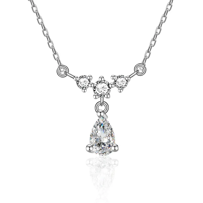 Moissanite PT950 Clavicle Chain 18K Gold Ladies Water Drop Necklace Simple Premium Pendant D Color
Moissanite PT950 Clavicle Chain 18K Gold Ladies Water Drop Necklace Simple Premium Pendant D Color