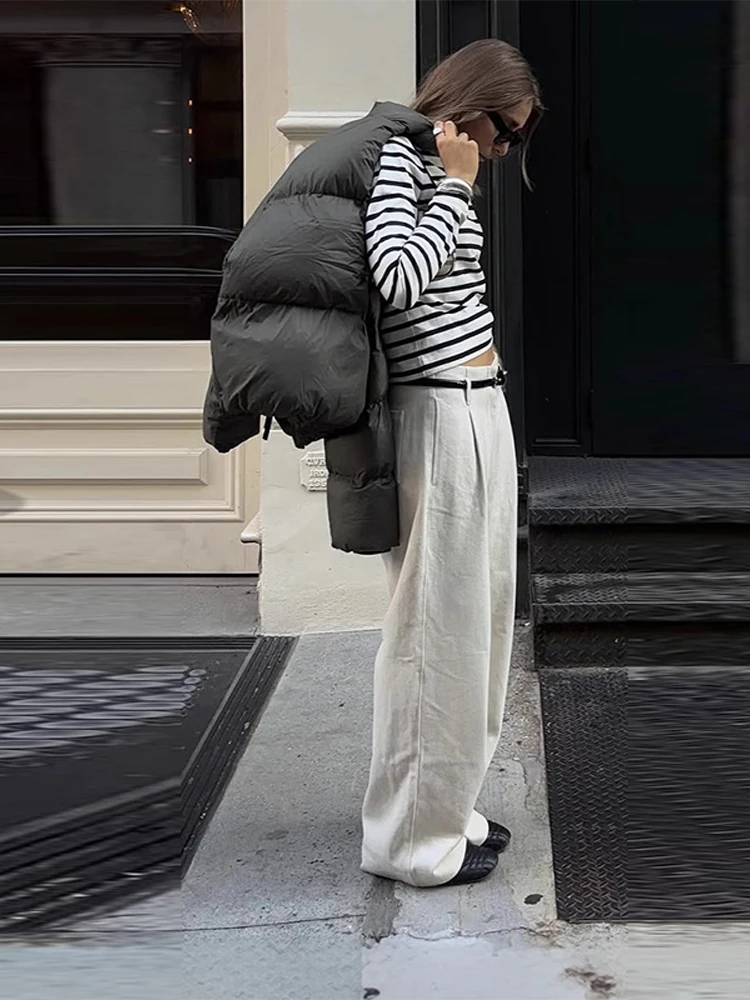 Женское пышное пальто, винтажные повседневные парки с длинными рукавами, зимние теплые толстые универсальные однотонные хлопковые пуховики, уличная одежда 2025
Женское пышное пальто, винтажные повседневные парки с длинными рукавами, зимние теплые толстые универсальные однотонные хлопковые пуховики, уличная одежда 2025