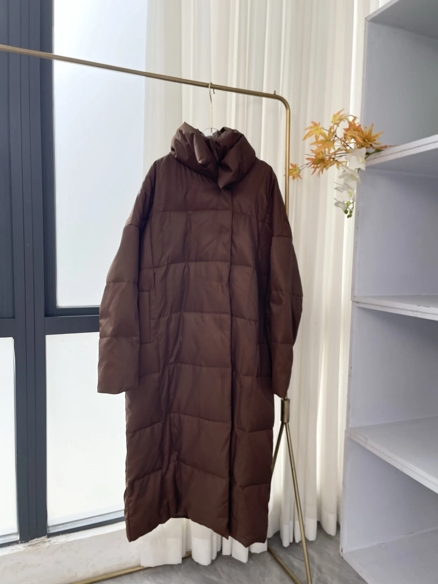 2025 Elegant Brown Coffee Long Sleeve Warm Goose Loose Women's Down Jacket Tops
2025 Elegant Brown Coffee Long Sleeve Warm Goose Loose Women's Down Jacket Tops