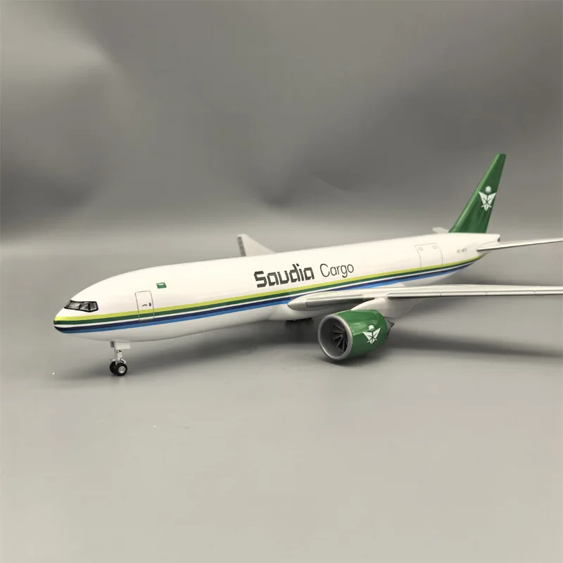 47cm B777 Saudi Cargo Airlways Airplane Toy Model 777 Diecast Resin Plane Building Kit With LED Lamp And Base Static Decoration
47cm B777 Saudi Cargo Airlways Airplane Toy Model 777 Diecast Resin Plane Building Kit With LED Lamp And Base Static Decoration