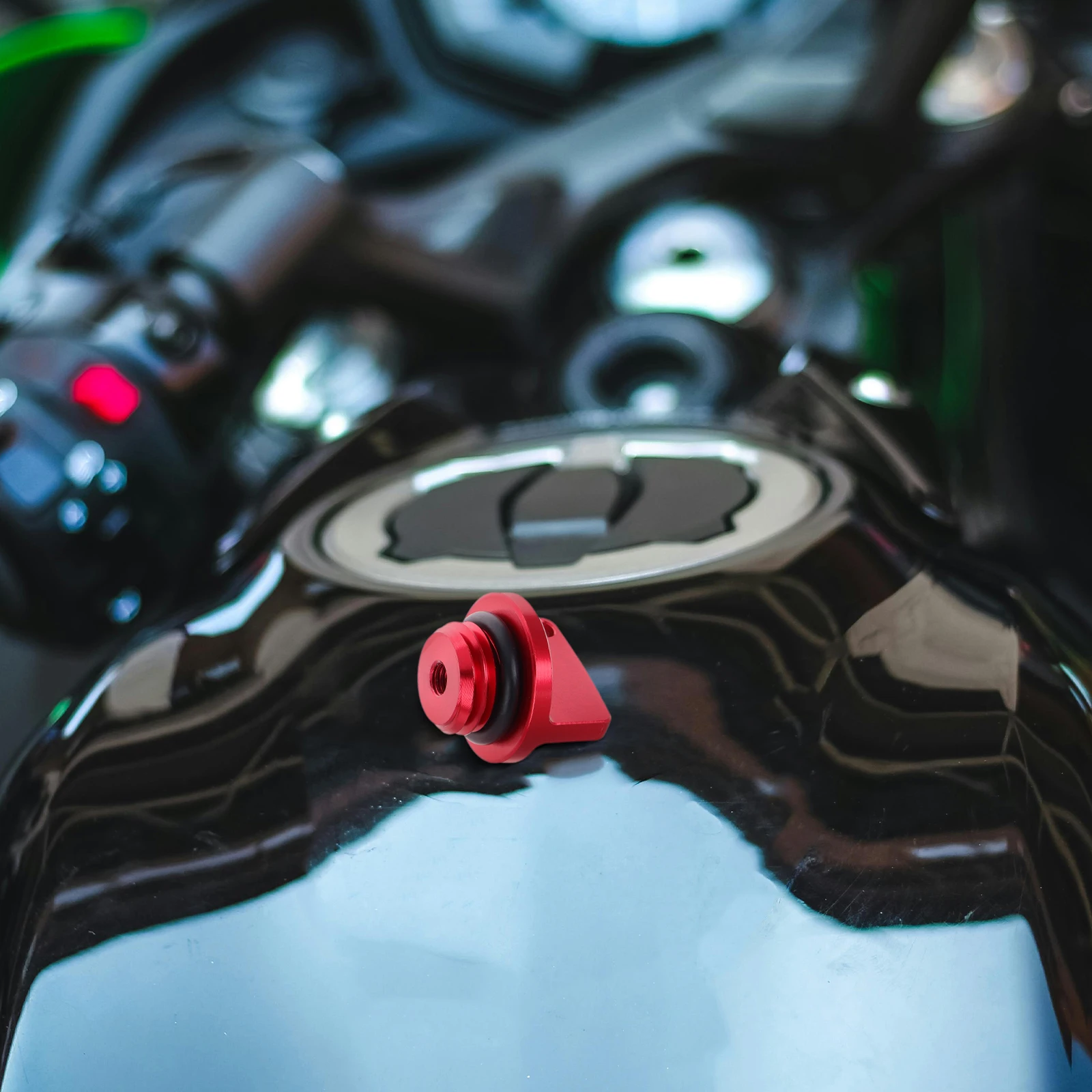 Universal Aluminum Engine Oil Replacement Gas Tank Cover Fuel For Car Motorcycle Truck Durable Lightweight Secure Fit Easy 
Universal Aluminum Engine Oil Replacement Gas Tank Cover Fuel For Car Motorcycle Truck Durable Lightweight Secure Fit Easy