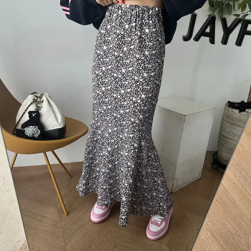 High Waist Floral Print Elastic Long Skirt Korean Style Women's Spring Autumn Winter Casual Fashion School Street Style Skirt
High Waist Floral Print Elastic Long Skirt Korean Style Women's Spring Autumn Winter Casual Fashion School Street Style Skirt