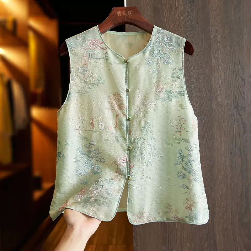 Embroidered Chinese Style Vest Summer Fashion Retro Tang Suit Design with Inner round Neck Single Button Closure Polye...
Embroidered Chinese Style Vest Summer Fashion Retro Tang Suit Design with Inner round Neck Single Button Closure Polye...