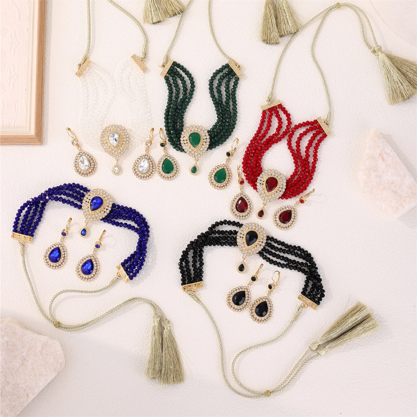 Moroccan Women's Fashion Jewelry Set - Luxurious Traditional Accessories for Bridal Wedding Parties & Holiday Gifts
Moroccan Women's Fashion Jewelry Set - Luxurious Traditional Accessories for Bridal Wedding Parties & Holiday Gifts