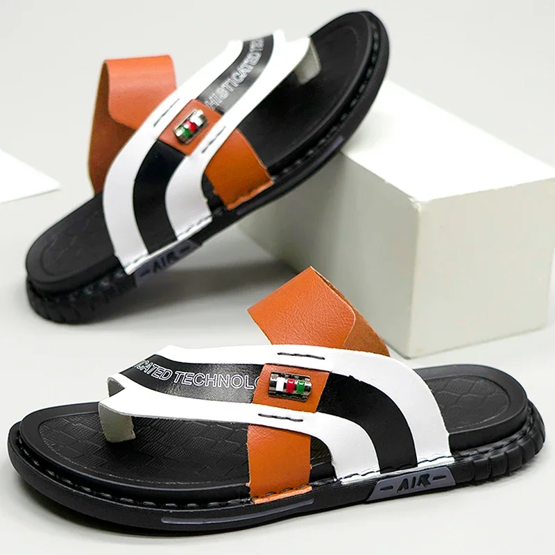2024 Luxury Brand Men Flip Flops Outdoor Comfortable Sandals Leather Slippers Walking Beach Slipper Casual Summer Shoe For Men
2024 Luxury Brand Men Flip Flops Outdoor Comfortable Sandals Leather Slippers Walking Beach Slipper Casual Summer Shoe For Men