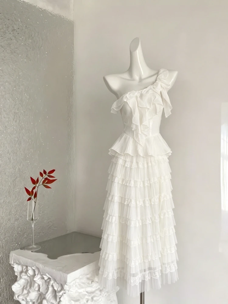 Summer French Vintage 2 Piece Set Women Ruffle Skew Collar Tops + Gauze High Waist Design Midi Skirt Chic Holiday Travel Outfits
Summer French Vintage 2 Piece Set Women Ruffle Skew Collar Tops + Gauze High Waist Design Midi Skirt Chic Holiday Travel Outfits