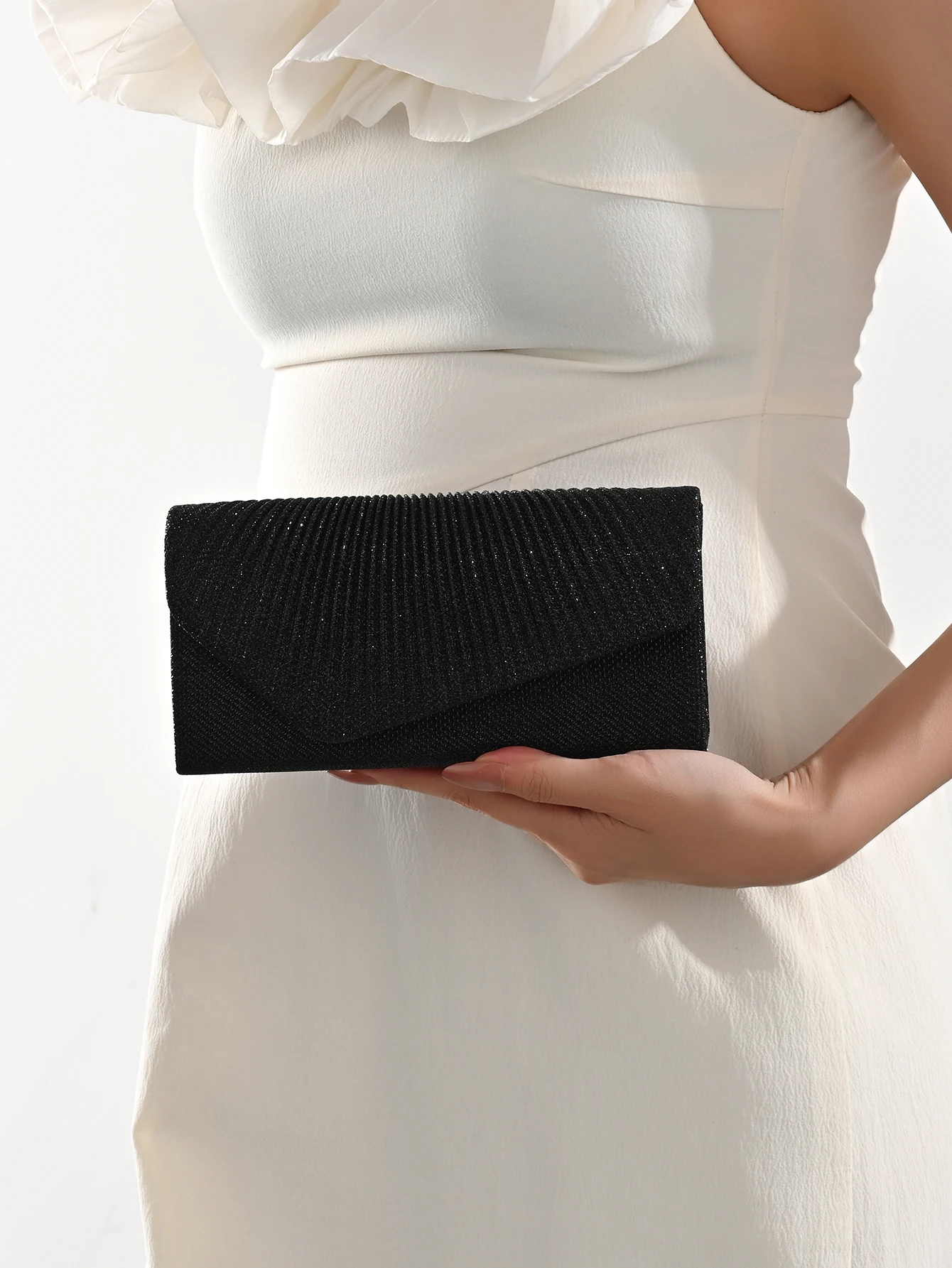 Простая и элегантная блестящая вечерняя сумка, клатчи, кошельки для женщин, женская сверкающая вечерняя сумочка, свадебная сумка
Простая и элегантная блестящая вечерняя сумка, клатчи, кошельки для женщин, женская сверкающая вечерняя сумочка, свадебная сумка