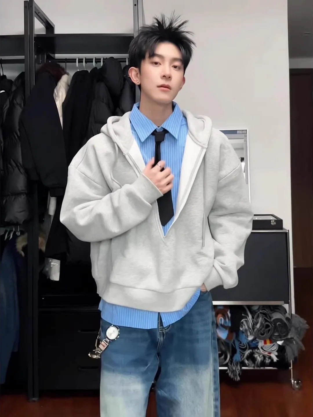 Корейская толстовка-худи унисекс с дизайном Cleanfit, премиум-класса, с элементами пэчворка, верхняя одежда Haome Tie irt
Корейская толстовка-худи унисекс с дизайном Cleanfit, премиум-класса, с элементами пэчворка, верхняя одежда Haome Tie irt