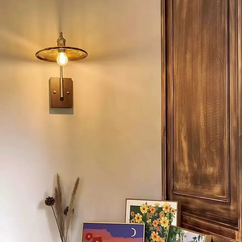 Charging American retro wall lamp can be rotated left and right B & B hotel cafe glass wall lamp cloakroom Japanese style
Charging American retro wall lamp can be rotated left and right B & B hotel cafe glass wall lamp cloakroom Japanese style