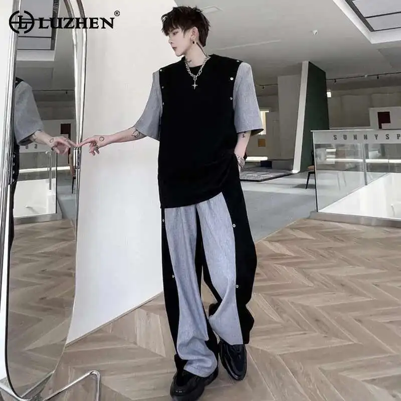 LUZHEN New Color Men's Contrast Design 2025 Two-piece Sets Fashion Street Loose Straight Sweatpants Short Sleeve T-shirts LZ9649
LUZHEN New Color Men's Contrast Design 2025 Two-piece Sets Fashion Street Loose Straight Sweatpants Short Sleeve T-shirts LZ9649