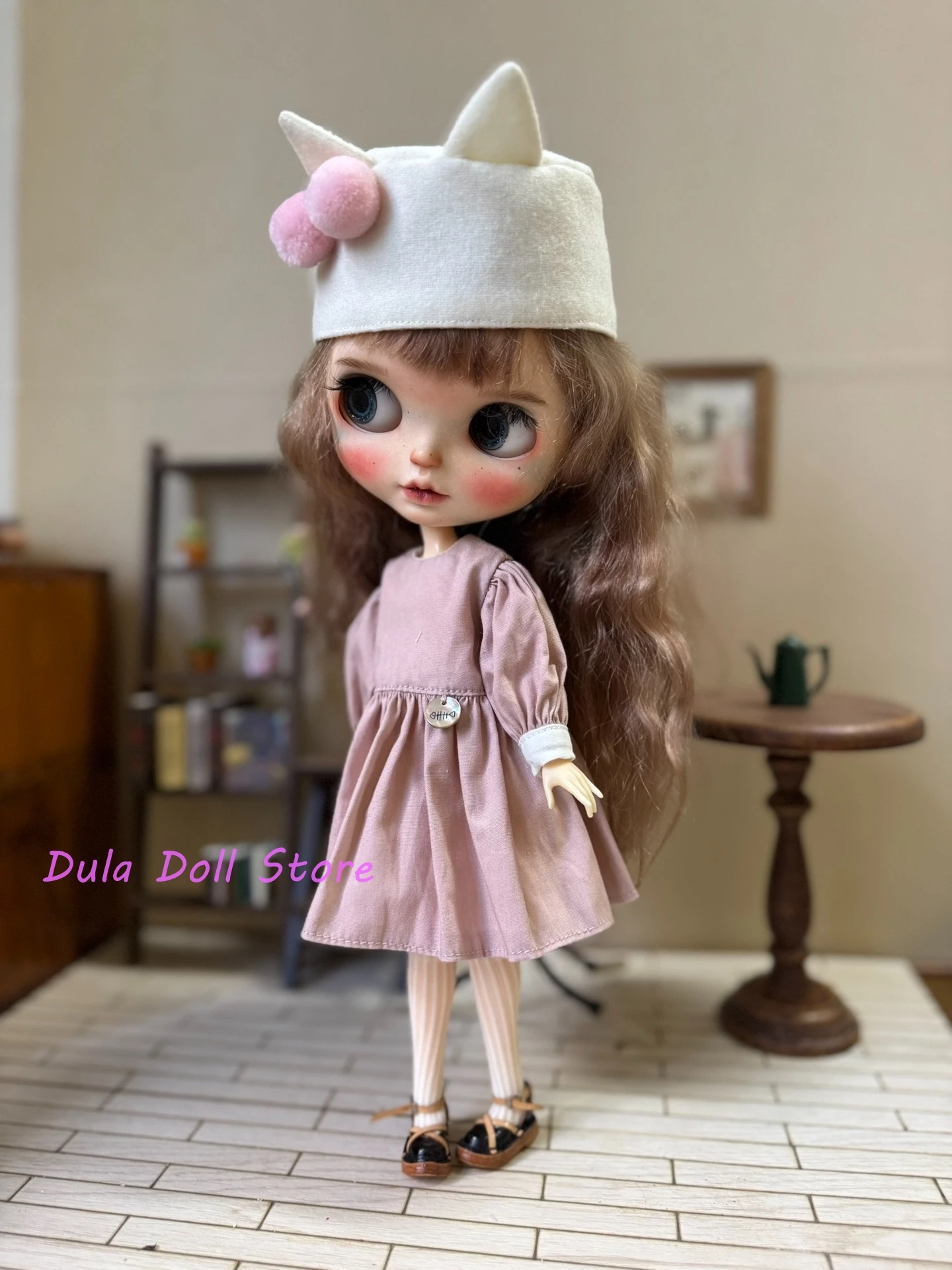 Dula Doll Clothes Handmade Puppy black and white jumpsuit with ear muf for Blythe Landoudou Landazz ob24 ob22 Azone Doll
Dula Doll Clothes Handmade Puppy black and white jumpsuit with ear muf for Blythe Landoudou Landazz ob24 ob22 Azone Doll