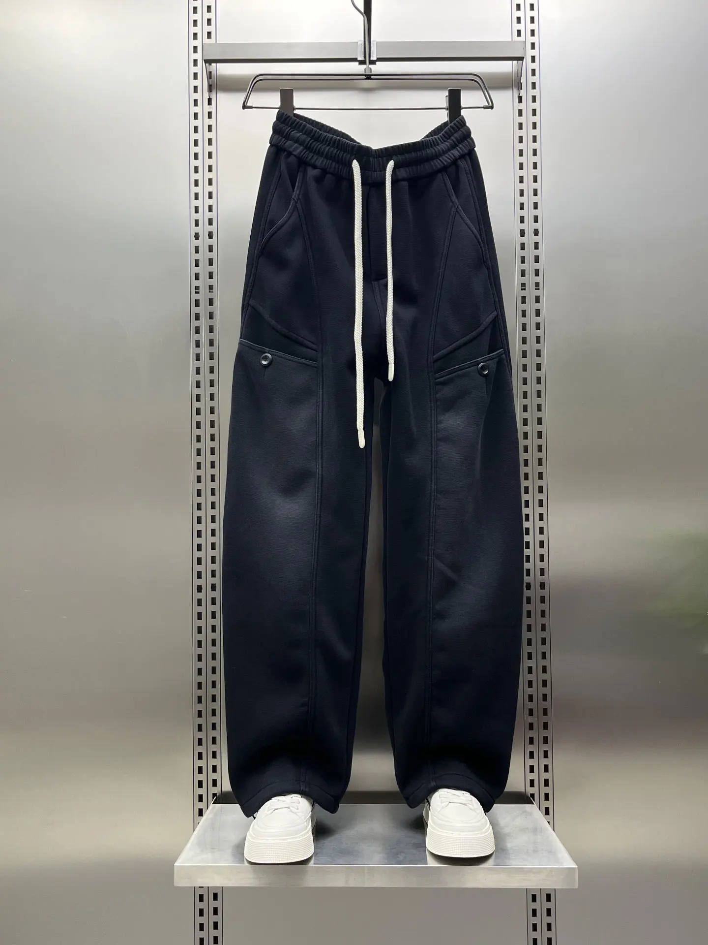 Men's Winter Fce Lined Casual Pants Loose Straight Leg Dstring Sweatpants American Sle Workwear Trousers Trendy
Men's Winter Fce Lined Casual Pants Loose Straight Leg Dstring Sweatpants American Sle Workwear Trousers Trendy