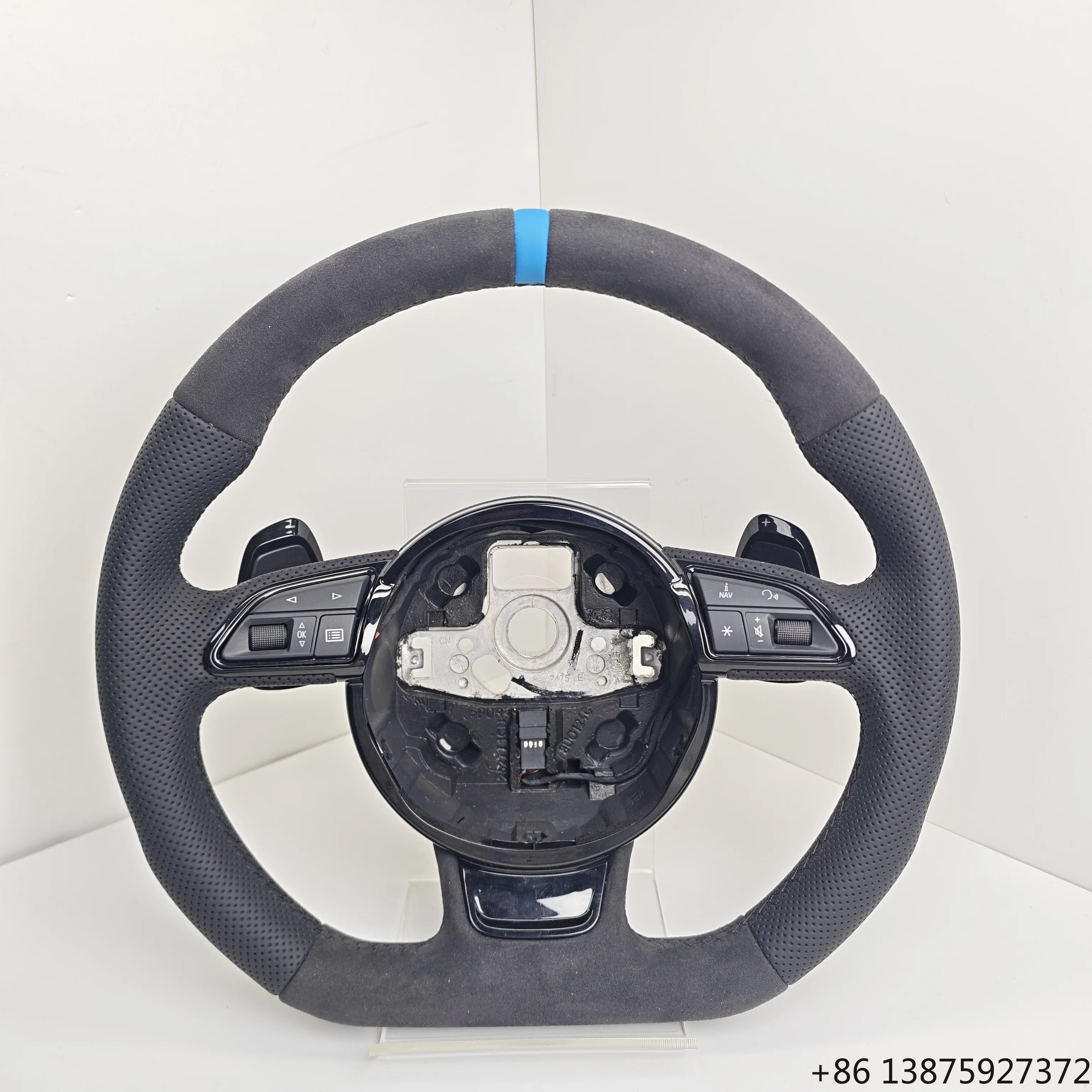 RS Style Half Perforated Leather Steering Wheel for A3 A4 A5 A6 C6 C7 S3 S4 S5 S9 B8 B9 Q5 Q7 RS3 RS5 TT
RS Style Half Perforated Leather Steering Wheel for A3 A4 A5 A6 C6 C7 S3 S4 S5 S9 B8 B9 Q5 Q7 RS3 RS5 TT