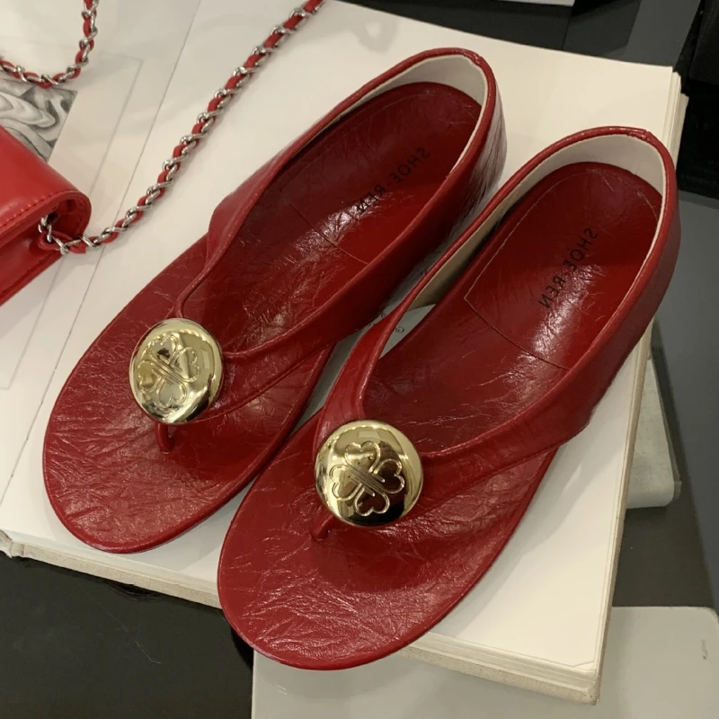 Metal Decoration Clip Toe Cover Heel Flat Sandals Women Summer 2025 Brand Flip Flops Comfort Non-Slip Beach Casual Shoes Loafers
Metal Decoration Clip Toe Cover Heel Flat Sandals Women Summer 2025 Brand Flip Flops Comfort Non-Slip Beach Casual Shoes Loafers