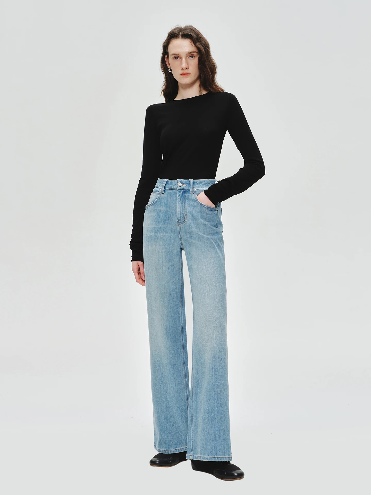 Джинсы JIZAN 89 с высокой талией и широкими штанинами, женские, свободного кроя, из эластичного денима, повседневные, дышащие, комфортные, на все сезоны
Джинсы JIZAN 89 с высокой талией и широкими штанинами, женские, свободного кроя, из эластичного денима, повседневные, дышащие, комфортные, на все сезоны