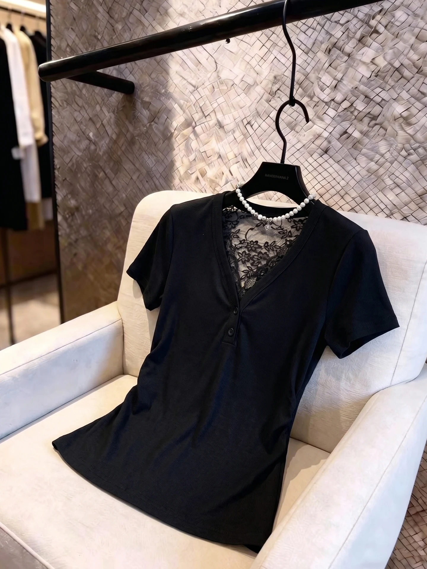Summer Design Lace Splice Short Sleeve T-Shirt Slimming V-Neck Korean Style New Fashion Women's Casual Wear Commute Style
Summer Design Lace Splice Short Sleeve T-Shirt Slimming V-Neck Korean Style New Fashion Women's Casual Wear Commute Style