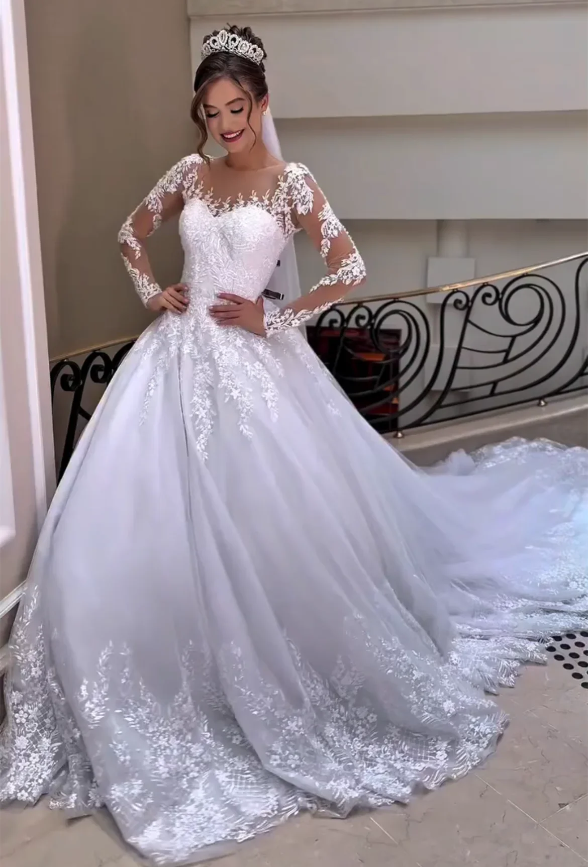Elegant Church Wedding Dresses for Bride 2027 Sheer O-Neck Lace Appliques Full Sleeves Bride Bridal Gowns Vestido De Noivas
Elegant Church Wedding Dresses for Bride 2027 Sheer O-Neck Lace Appliques Full Sleeves Bride Bridal Gowns Vestido De Noivas
