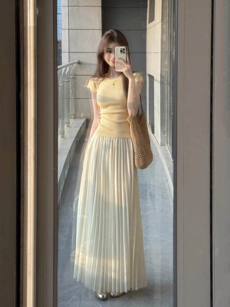 Kumikumi Sweet Style Color round Neck Short Sleeve Knitted Sweater Women's Summer Loose High Waist Skirt Long Dress Two...
Kumikumi Sweet Style Color round Neck Short Sleeve Knitted Sweater Women's Summer Loose High Waist Skirt Long Dress Two...