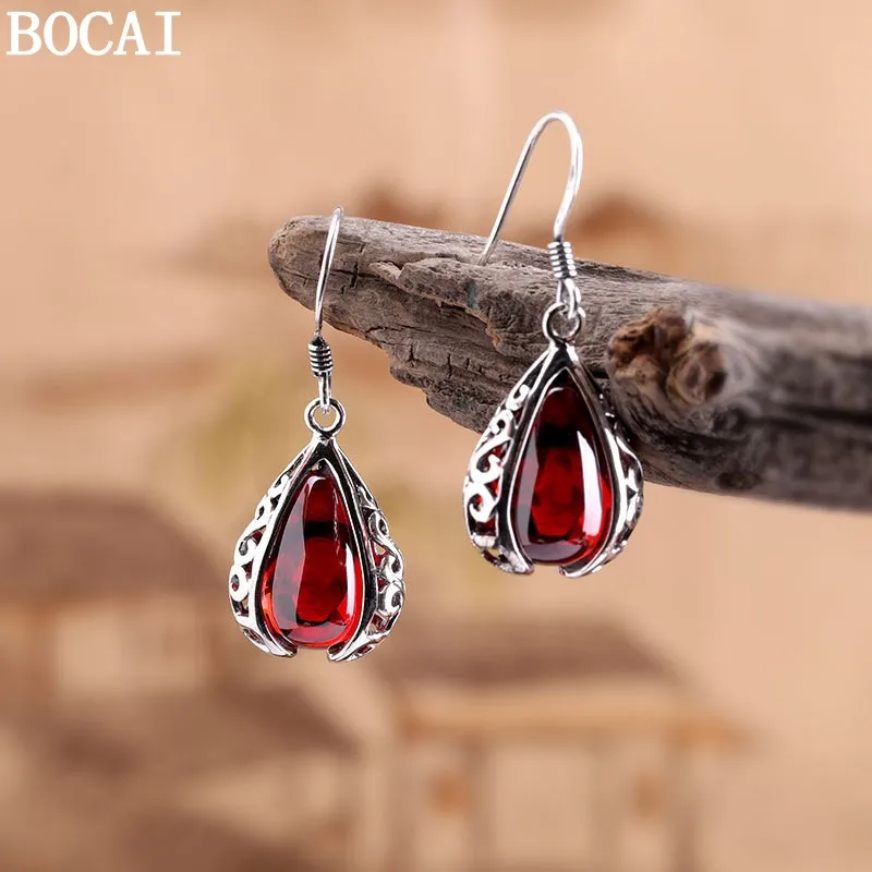 BOCAI New S925 Pure Silver Versatile Temperament Hollowed Out Pomegranate Red Earrings Women's Selected Gift
BOCAI New S925 Pure Silver Versatile Temperament Hollowed Out Pomegranate Red Earrings Women's Selected Gift