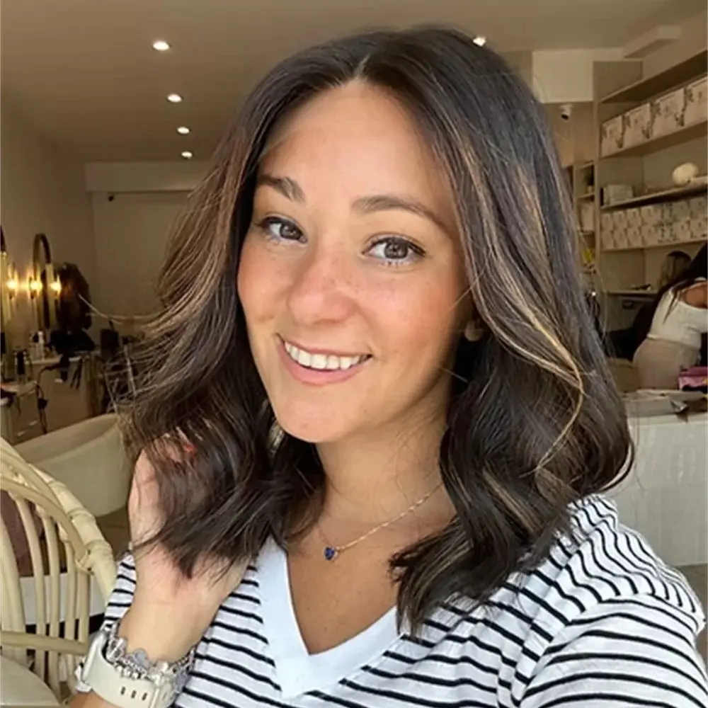 Natural Wave Brunette Brown Highlighted Glueless Wig for Women 13x4 Lace Front Wig Heat Resistant Synthetic Futura Fibre Wig
Natural Wave Brunette Brown Highlighted Glueless Wig for Women 13x4 Lace Front Wig Heat Resistant Synthetic Futura Fibre Wig
