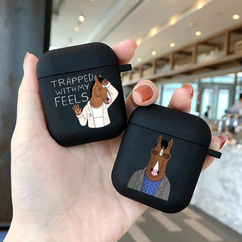 Fashion BoJack Cute Horseman Soft silicone TPU Case For AirPods Pro 1 2 3 4 Black Silicone Wireless Bluetooth Earphone Box Cover
Fashion BoJack Cute Horseman Soft silicone TPU Case For AirPods Pro 1 2 3 4 Black Silicone Wireless Bluetooth Earphone Box Cover